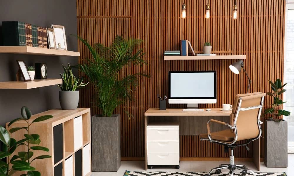 Explorează în acest articol cinci criterii esențiale în amenajarea oficiilor care pot contribui la crearea unui mediu de lucru eficient și plăcut.