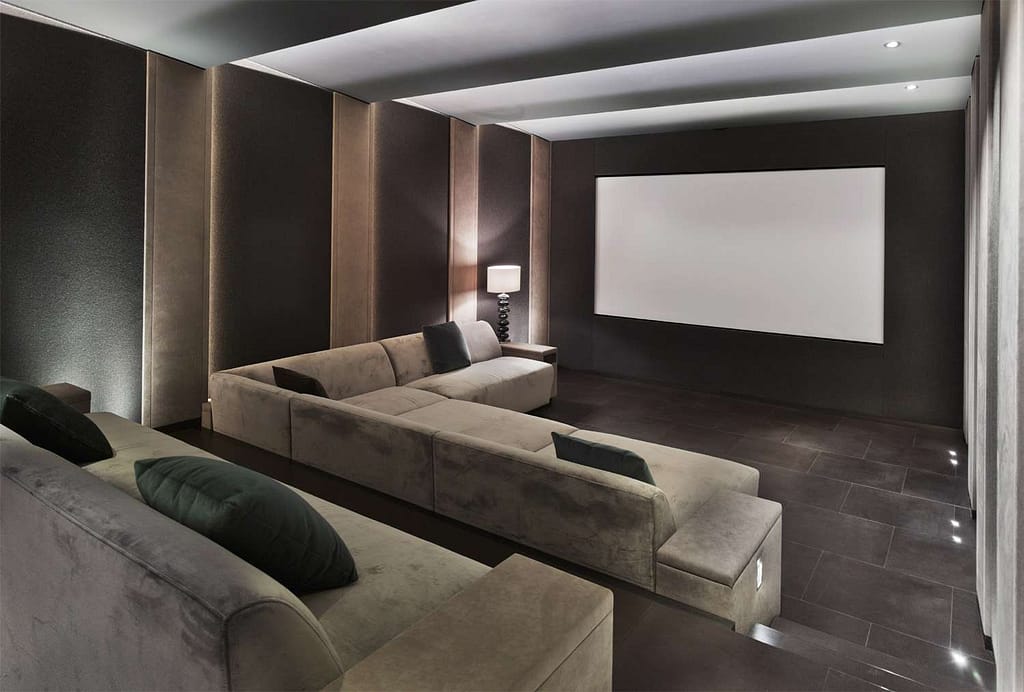 Zona de cinematograf într-o zonă a casei, este varianta perfectă pentru un plus de relaxare și confort.